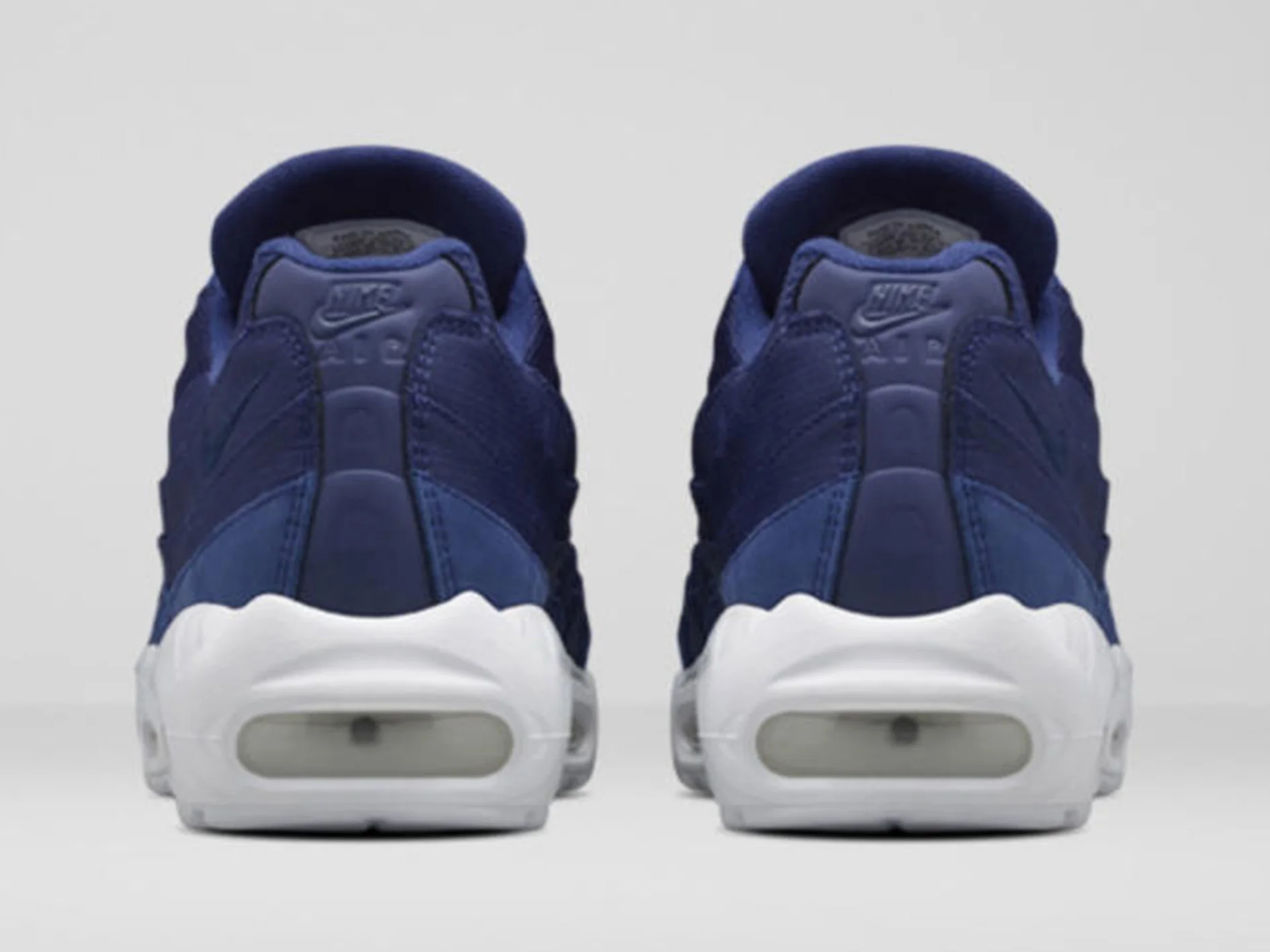 Air Max 95 x Stussy Loyal Blue