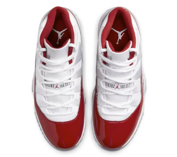 Aj11 jordan 11 Cherry Varslty red – Image 3
