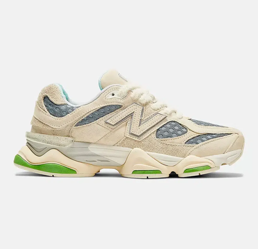 New Balance Bricks & Wood
