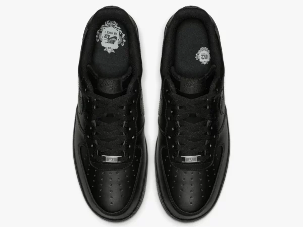Nike Air Force 1 Low ’07 Triple Blac 7